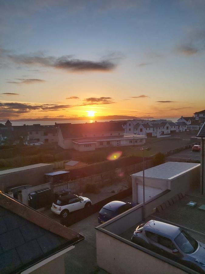 Portstewart Central Loft Apartment エクステリア 写真