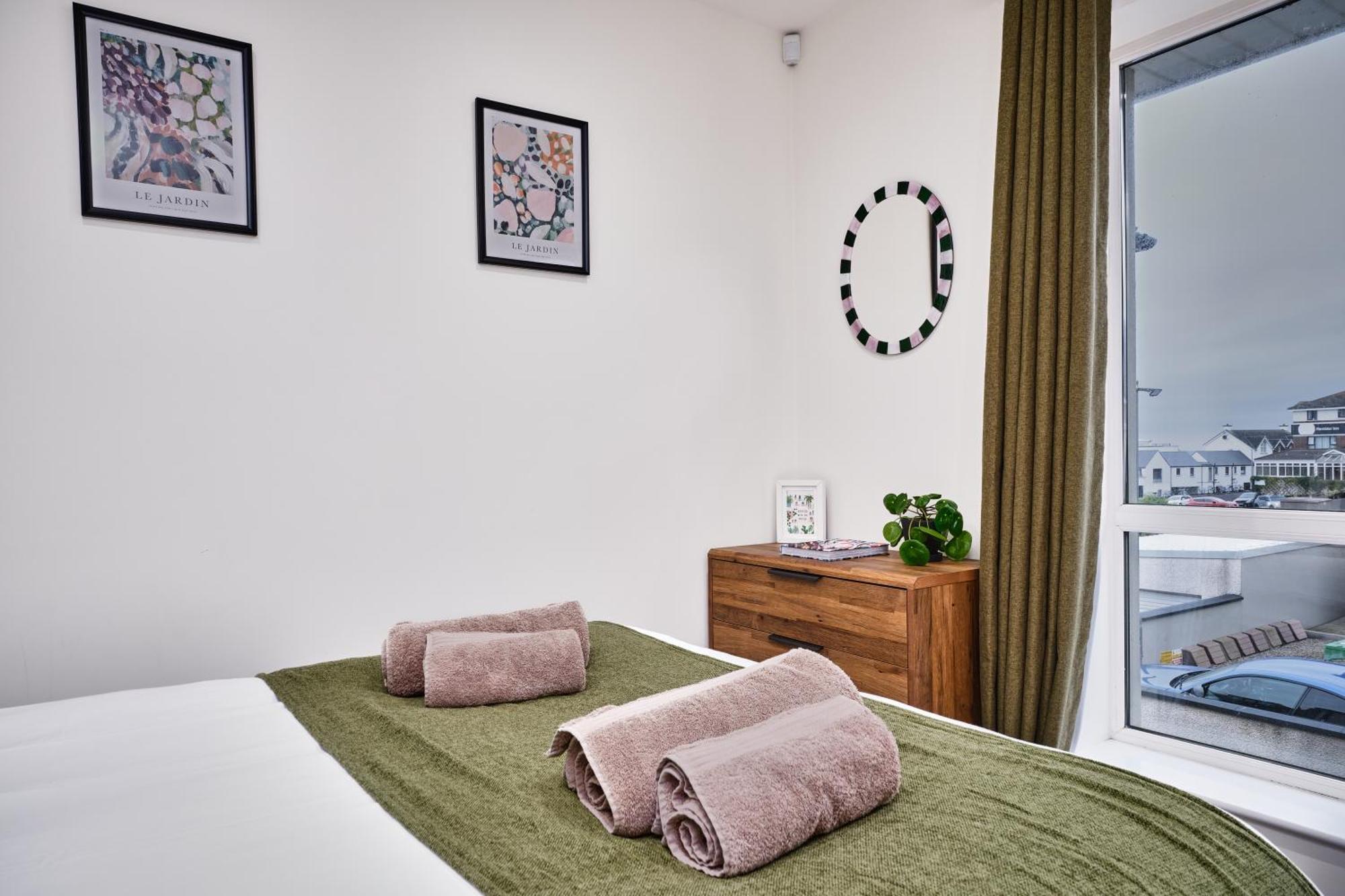 Portstewart Central Loft Apartment エクステリア 写真